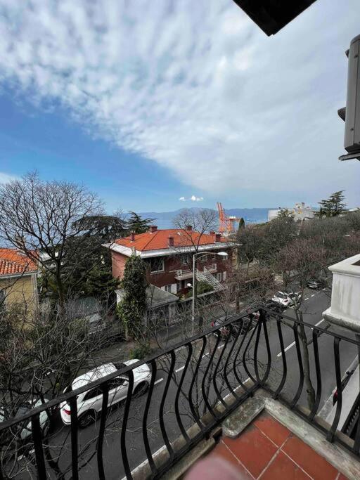 Apartment Alessio - Sea View リエカ エクステリア 写真